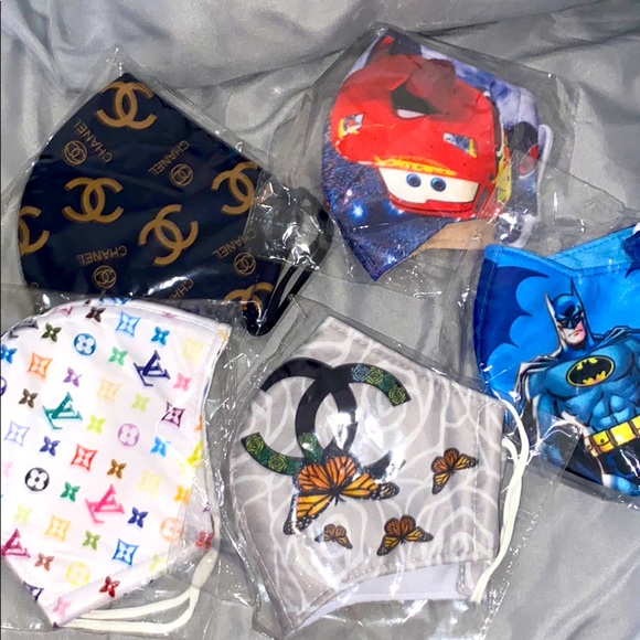 MASK - Picture 1 of 1